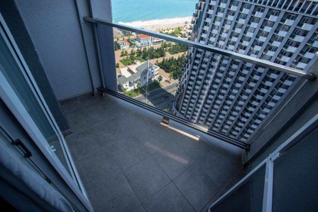 Luxury Apartments Batumi Exterior photo