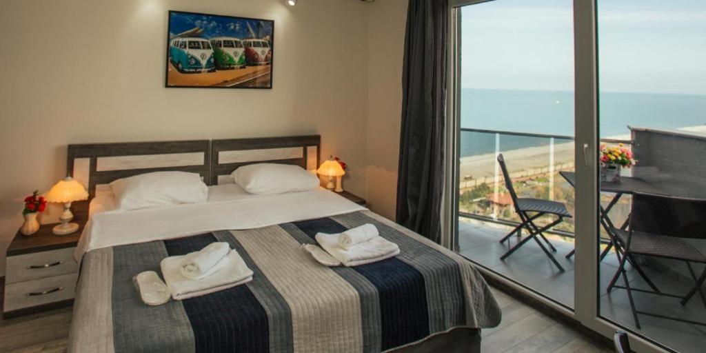Luxury Apartments Batumi Exterior photo