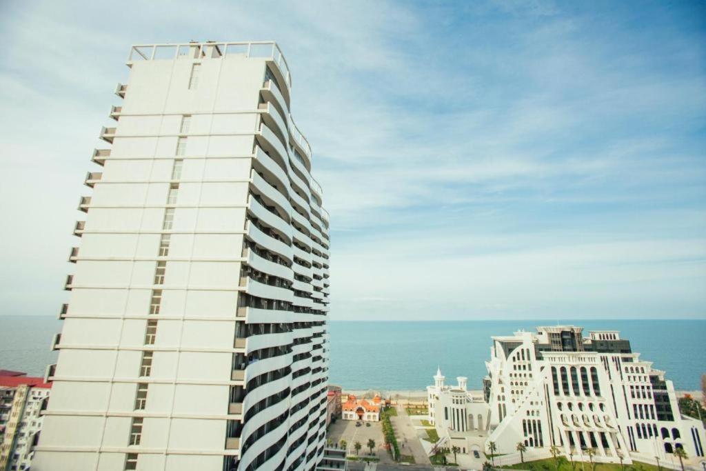 Luxury Apartments Batumi Exterior photo