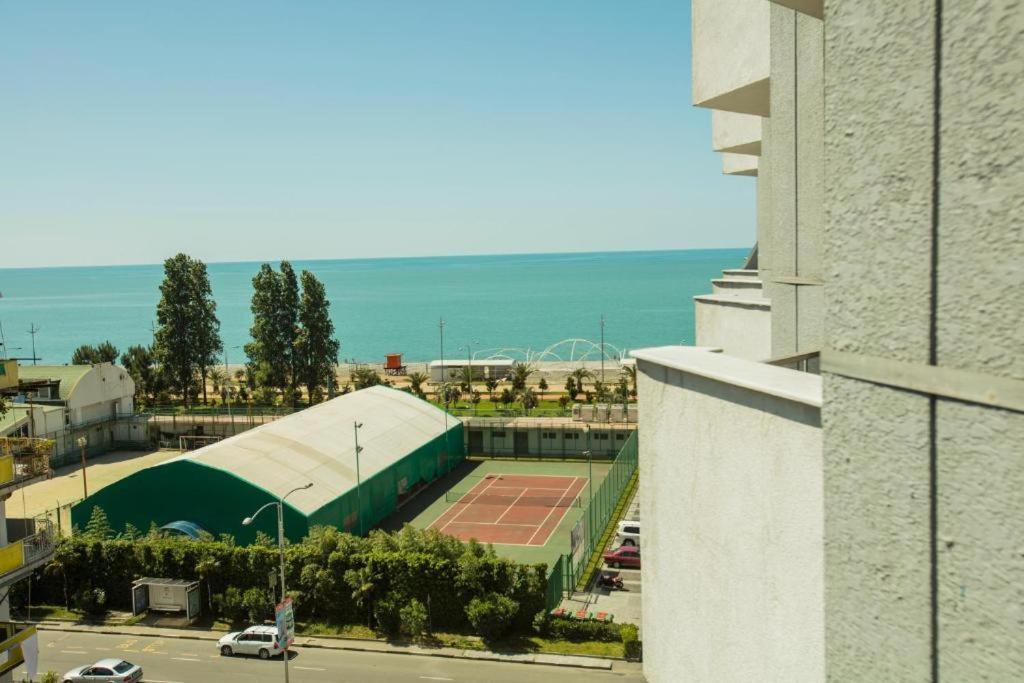 Luxury Apartments Batumi Exterior photo