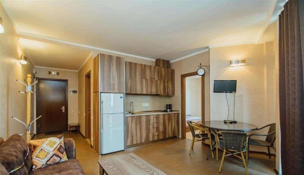Luxury Apartments Batumi Exterior photo